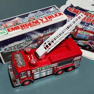 Hess 2005 Red Fire Truck with White Ladder